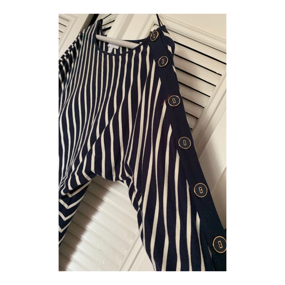 Lovely Blue Striped Blouse w/ Buttons on Sleeves - Picture 2 of 3